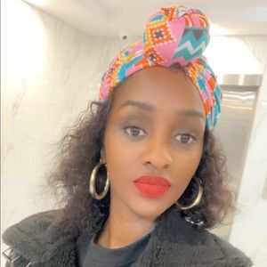 Meet your Posher, Coucou